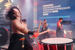 Выступление японской группы барабанщиков "Нобуси" в Москве