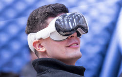 Release of Apple Vision Pro headset in New York