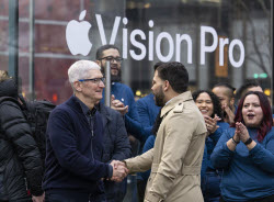 Release of Apple Vision Pro headset in New York