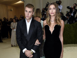People Bieber Baby. Justin Bieber
Hailey Bieber