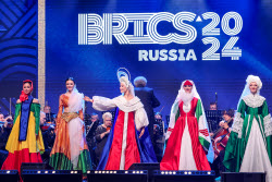 (+VIDEO) Gala concert by artists from BRICS in Kazan, Russia