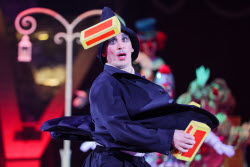 Clown circus show premieres in Lugansk
