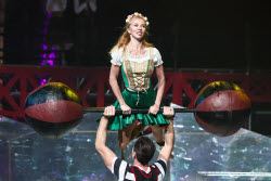 Carmen ice show premieres in Moscow