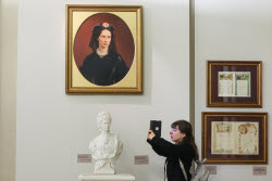 St Petersburg exhibition marks 200th birth anniversary of Empress Maria Alexandrovna of Russia