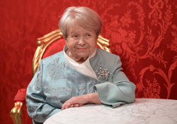 Russia’s PM Mikhail Mishustin meets with composer Alexandra Pakhmutova