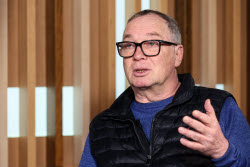 (+VIDEO) Film director Ursulyak gives interview to TASS news agency