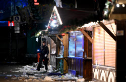 Car drives into crowd at Magdeburg Christmas market