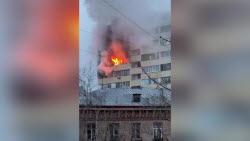 ВИДЕО. Ликвидация пожара в жилом доме на Будайском проезде в Москве
