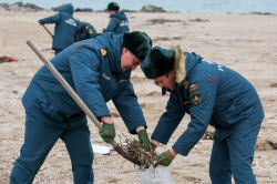 Oil spill cleanup in Zaporozhye Region