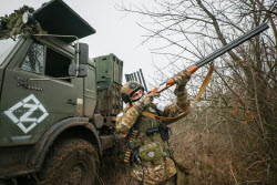 Наведение мостового перехода военнослужащими группировки войск "Запад" в ЛНР