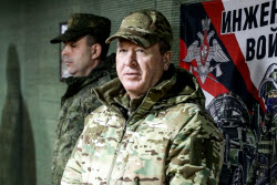 (+ВИДЕО) Награждение военнослужащих инженерных войск ВС РФ