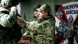 Награждение военнослужащих инженерных войск ВС РФ