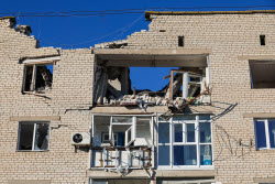 Последствия обстрелов Токмака 