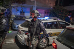 В Тель-Авиве неизвестный напал с ножом на прохожих, есть пострадавшие