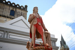 Statue of Captain James Cook vandalized