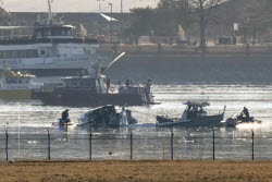 APTOPIX Aircraft Down.