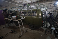 Russian military medical evacuation vehicles with enhanced protection