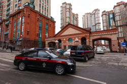 Explosion rocks Alyye Parusa residential complex in Moscow
