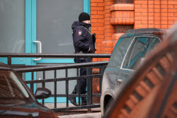 Explosion rocks Alyye Parusa residential complex in Moscow