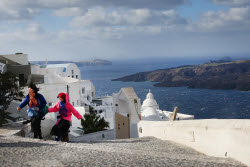 Wave of seismic activity recorded near the Greek island of Santorini