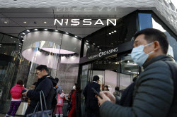 Японский концерн Nissan отказался от слияния с Honda Motor