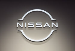 Японский концерн Nissan отказался от слияния с Honda Motor