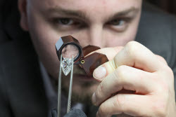 Коллекция инвестиционных бриллиантов Alrosa Diamond Exclusive в Екатеринбурге