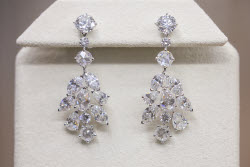 Коллекция инвестиционных бриллиантов Alrosa Diamond Exclusive в Екатеринбурге