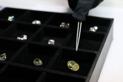 Коллекция инвестиционных бриллиантов Alrosa Diamond Exclusive в Екатеринбурге