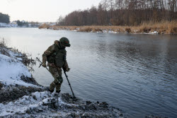 Russian servicemen build pontoon bridges in Kursk Region