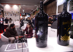Международная выставка вина и спиртных напитков Wine Paris 2025 в Париже