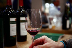 Международная выставка вина и спиртных напитков Wine Paris 2025 в Париже