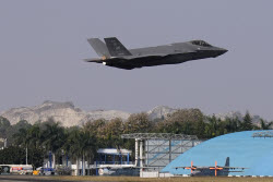 Международная аэрокосмическая выставка Aero India 2025