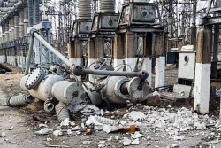 (+VIDEO) Zaporizhzhia thermal power plant in aftermath of military strike