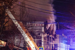 Пожар на центральном рынке в Симферополе