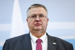 Russia's Deputy PM Overchuk on working visit to Iran