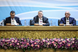 Russia's Deputy PM Overchuk on working visit to Iran