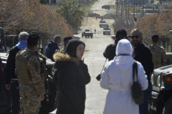 Israeli troops partially withdraw from southern Lebanon