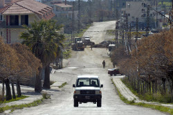 Israeli troops partially withdraw from southern Lebanon