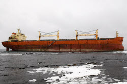 Chinese cargo ship ran aground off Sakhalin coast