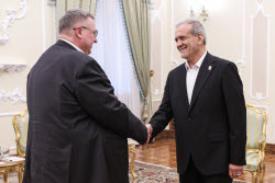 Russia's Deputy PM Overchuk on working visit to Iran