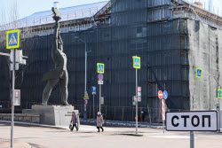 (+VIDEO) Repair and refurbishment work in Lugansk