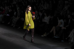 Simorra - Runway - Mercedes Benz Fashion Week Madrid FW 25/26