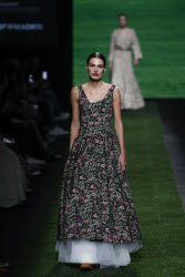 Ynes Suelves - Runway - Mercedes Benz Fashion Week Madrid FW 25/26