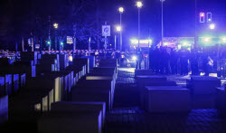 A person has been injured at the Holocaust Memorial in Berlin