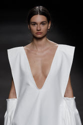 Studio Cumbre - Runway - Mercedes Benz Fashion Week Madrid FW 25/26
