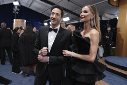 31st Annual SAG Awards - Red Carpet.