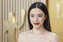 31st Annual Screen Actor Guild Awards - Arrivals