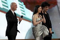 31st Annual SAG Awards - Show.