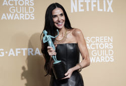 31st Annual SAG Awards - Press Room.